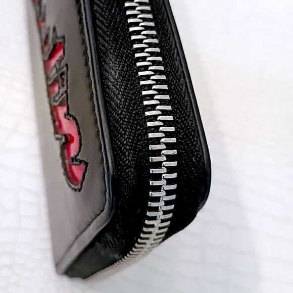 Rare Christian Louboutin Panettone Black Calfskin Zippy/Red “Louboutin" Cursive - Picture 7 of 14